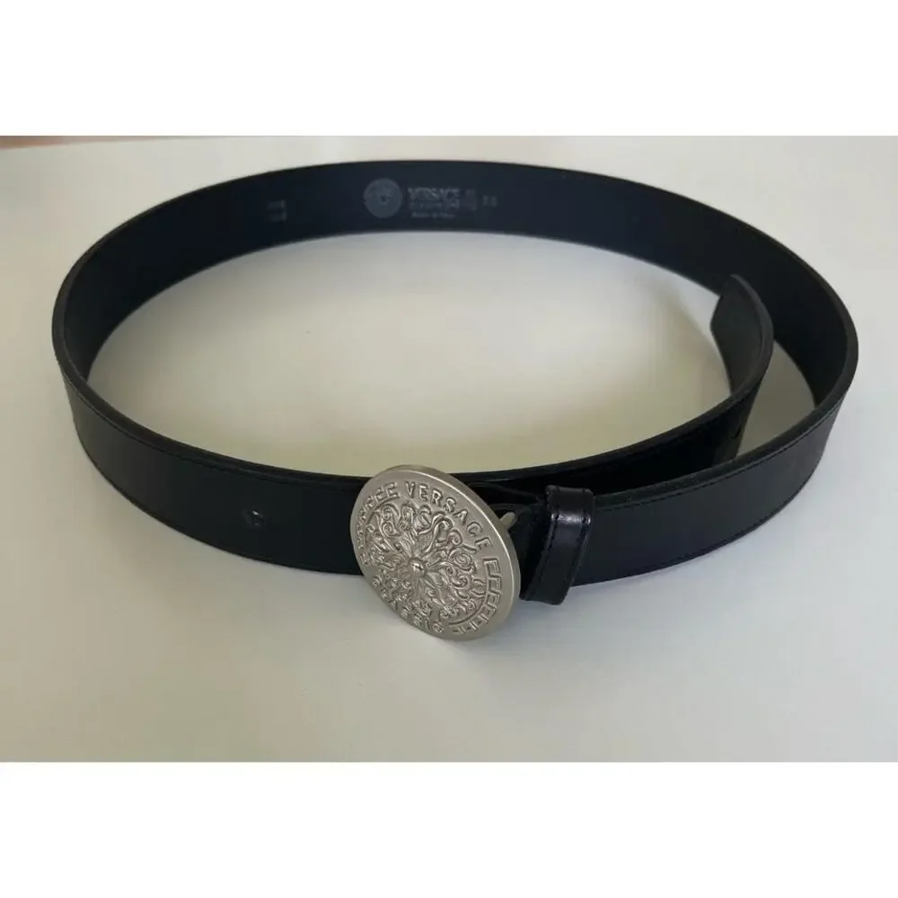 Vintage 1990’s Versace Classic V2 Silver Belt Buckle Italian Black Leather Strap
